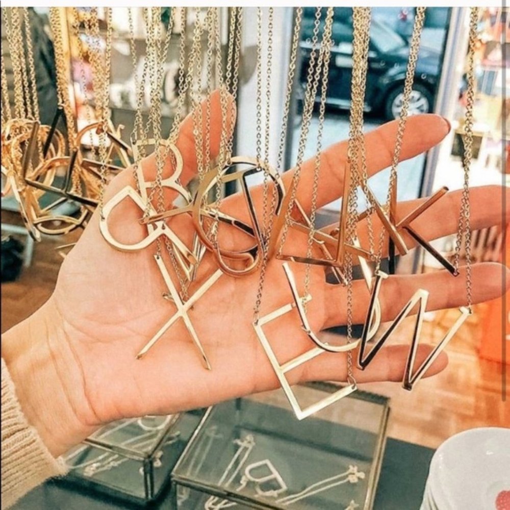 GOLD INITIAL NECKLACE